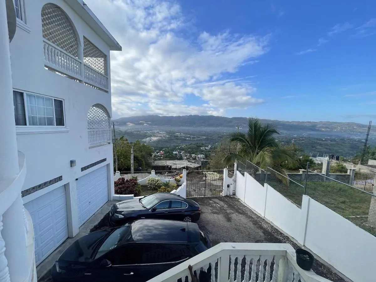 Skyline Suites Sunset Room Home Montego Bay Jamajka